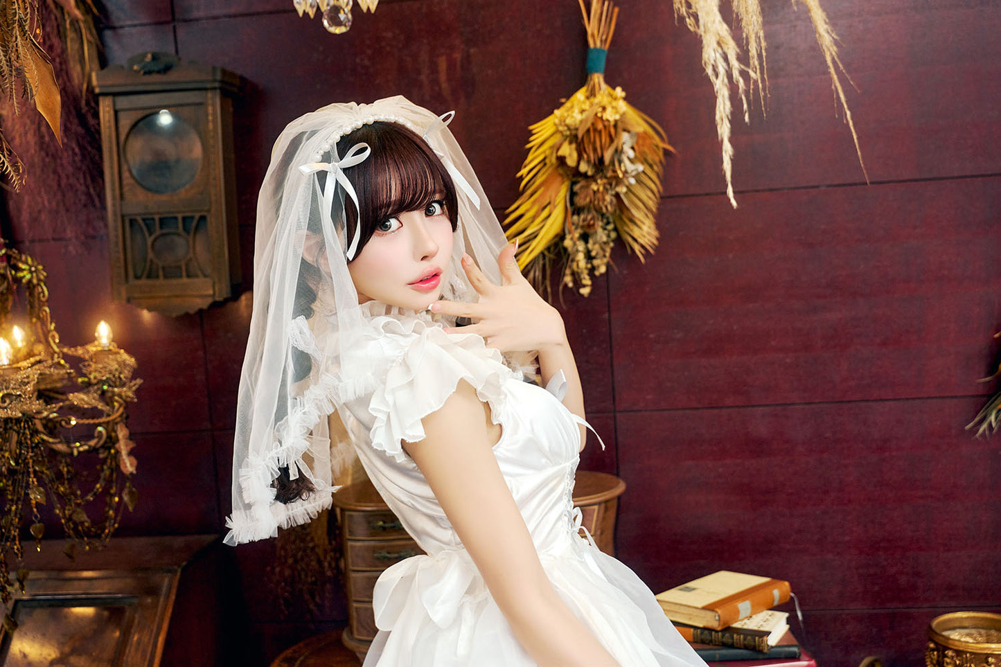 コスプレ 花嫁 ジューンブライド パールブライド レディース フリーサイズ ホワイト×グレー【クリアストーン】♡